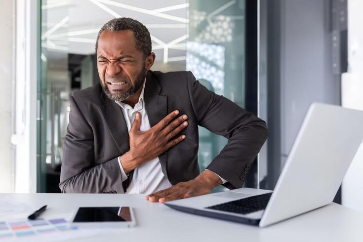 The 4 warning signs your heart needs a check up, according to a cardiologist